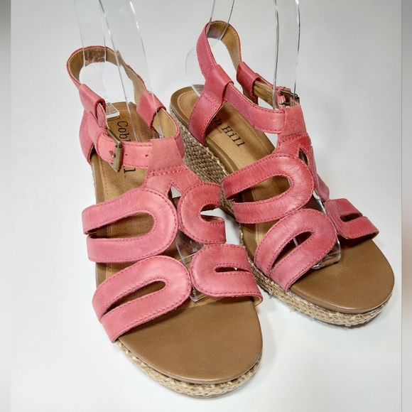 Cobb Hill by New Balance Red Leather Slingback Buckle Wedge Sandal Women Size 7M - Picture 2 of 8